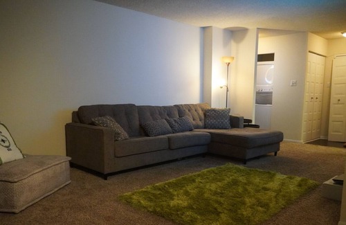 West End Apartment | Lovey spacious 1 bedroom apartment, sleeps up to 5