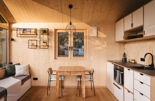 Krummennaab House | Lovt am See, Ökologisch Gebautes und Eingerichtetes Tiny House Direkt am Wasser