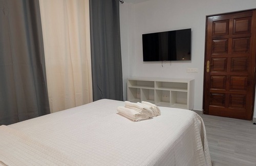 Valverde Apartment | Low Capital With Terrace and Private Parking