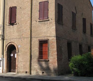Ferrara Historic Centre House | Low Cost Ferrara