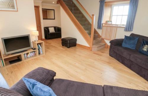 Embleton House | Low Croft