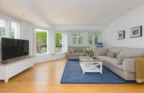 Carbis Bay Apartment | Lowena