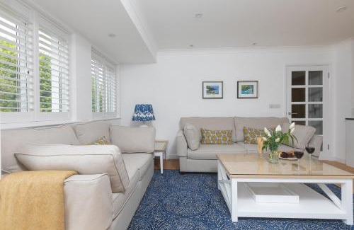 Carbis Bay Apartment | Lowena