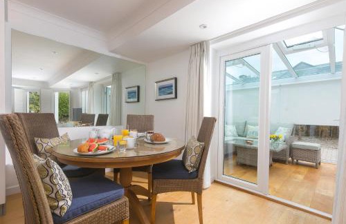 Carbis Bay Apartment | Lowena