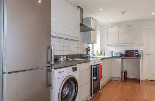 Pendoggett Cottage | LOWENEK, pet friendly, with open fire in Port Isaac