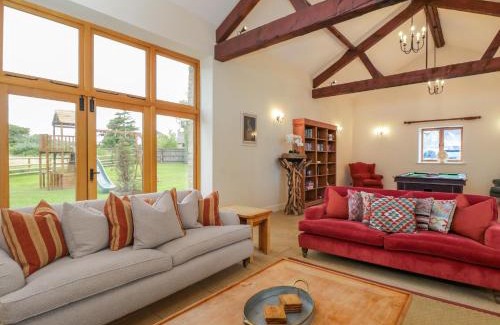 Witney House | Lower Farm Barn