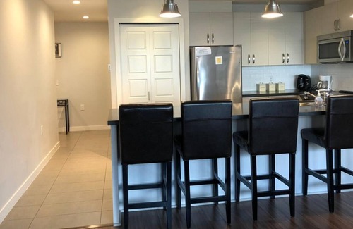 Lower Lonsdale Apartment | Lower Lonsdale Executive 2Bedroom