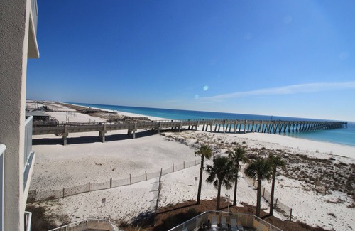 Navarre Beach Condo | LOWER TEMPS/LOWEST POSTED PRICES - NOW! - THROUGH END OF YEAR! DIRECTLY ON GULF!