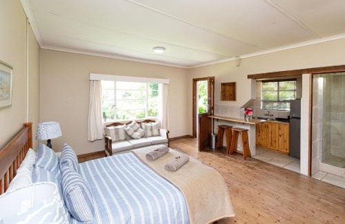 Katberg House | Lowestoffe Country Lodge - Walnut