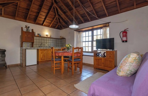 Puntagorda Cottage | LP1183 Holiday cottage with shared pool in Puntagorda