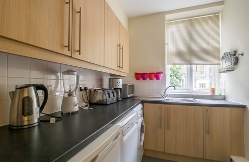 St. Pancras Hotel | LSE Passfield Hall - Campus Accommodation