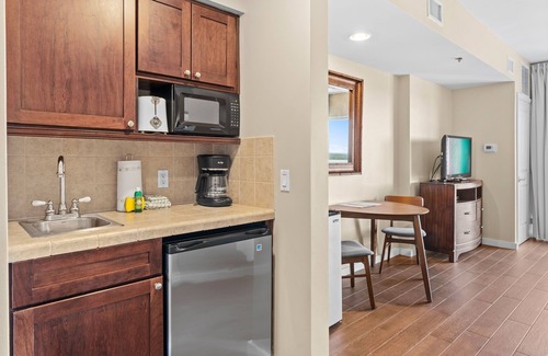 Sandestin Condo | Luau Studio w/Stunning Resort & Gulf View! Pool/Hot Tub, Tram, Walk to Beach