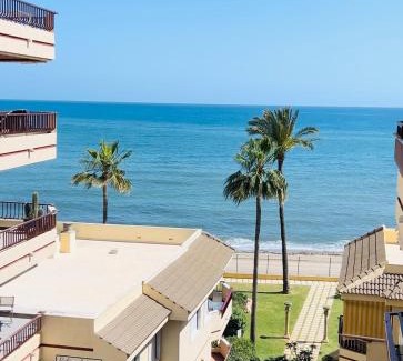 Sitio de Calahonda Apartment | Lubina del Sol beachfront