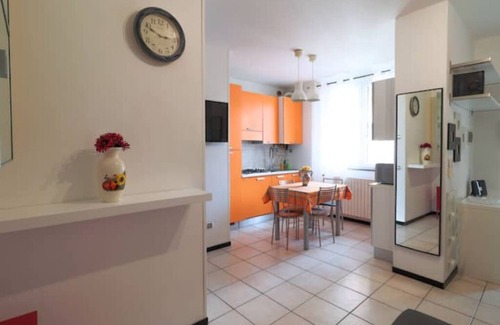 Saronno Apartment | [Luca's Residence] Cozy One-Bed Como-Milan