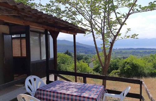 Ljubanista House | Luccia Apartments - Country House at Monastery Saint Naum