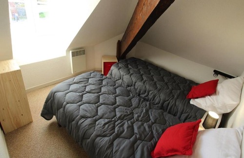 Bagneres-de-Luchon Apartment | Luchon : T3 cosy pour 4 pers, au pied du télécabine, parking privé - FR-1-313-204