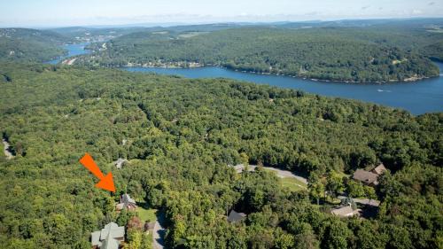 Mountainside House | Lucky 12