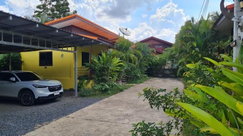Prakhon Chai House | Lucky Home Prakhon Chai