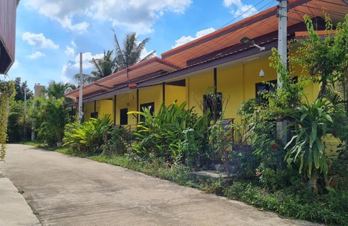 Prakhon Chai House | Lucky Home Prakhon Chai