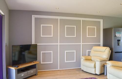 Lincoln House | Lucy's Lodge - Ukc2202
