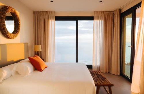 Fuencaliente de la Palma Apartment | Lujosa Suite En La Palma con Piscina