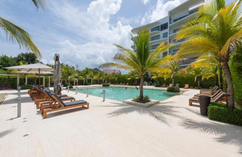 Crespo Apartment | Lujoso Apartamento Con Salida Directa A La Playa Edificio Morros Eco