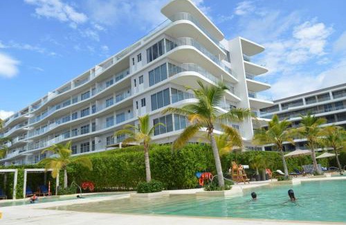 Zona Norte Apartment | Lujoso Penthouse - Vista al Mar - Playa Privada