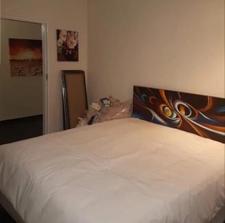 Emfuleni House | Lula Guest House