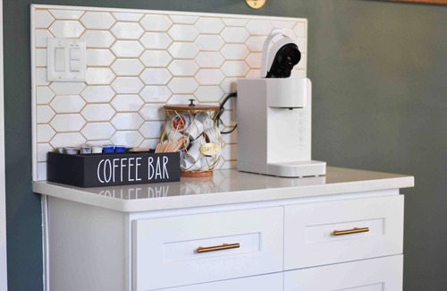 Brooksville House | LULU Street Retreat-A Charming Historic Downtown Home in Brooksville