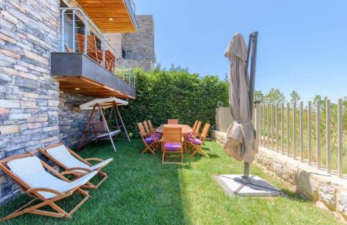 Kfardebian Villa | Lumber's 3-Bedroom House with Garden in Bakish