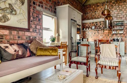 St. Helena Bay Apartment | Luname`s