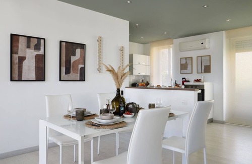Pozzallo Apartment | LunaNera Suite - Sea View