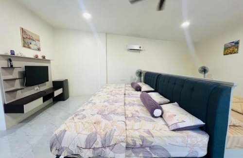 Lundu House | Lundu Town Homestay, Kpg Dagang