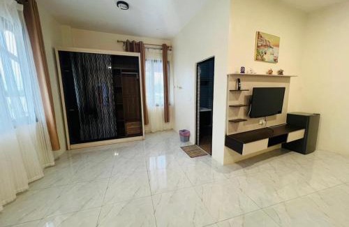 Lundu House | Lundu Town Homestay, Kpg Dagang