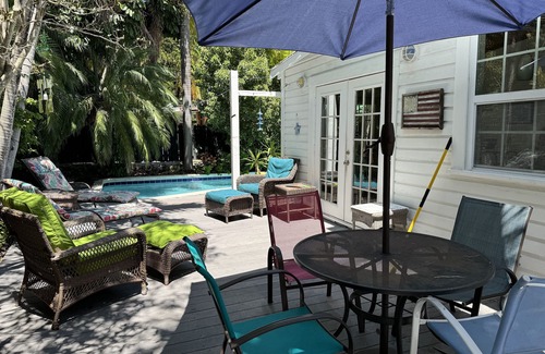 White Street Gallery District House | Lush Gardens-Pool-Jacuzzi-No Contact Check-In