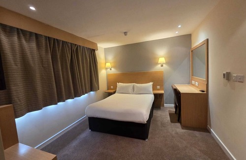 Luton Hotel | Luton Hotel