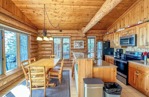 Tofte Cabin | Lutsen Log Cabin 403 - Lutsen, Minnesota - Lake Superior