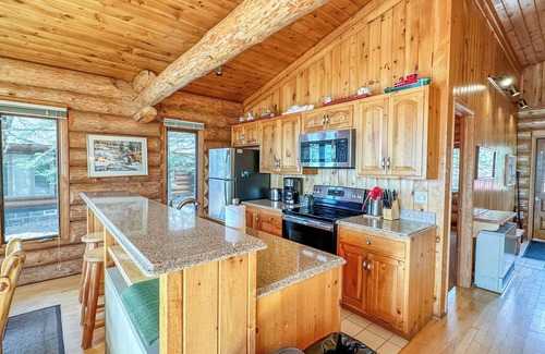 Tofte Cabin | Lutsen Log Cabin 403 - Lutsen, Minnesota - Lake Superior