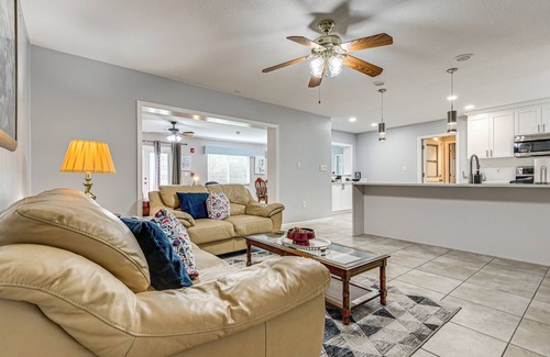 Lutz House | Lutz Home ~ 14 Mi to Downtown Tampa