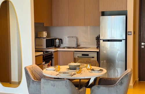 Downtown Dubai Apartment | LUX 1 BR ACT ONE TOWERBURJ Khalifa,Dubai mall 3min.