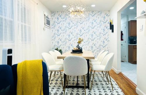 The Heights House | Lux Designer Home with Gaming Rm