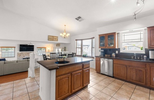 Arrowhead Lakes House | Lux Lake House | Dock, Boat, Pool & Game Room. 15 min to Cardinals State Farm Stadium!