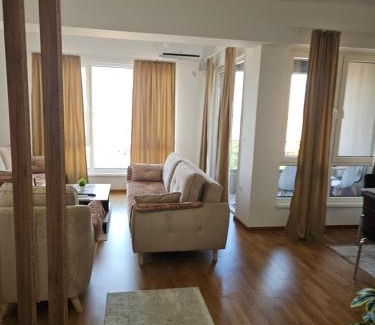 Petrovec Apartment | Lux Mimi Apartments