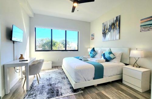 West Palm Beach Apartment | Lux place and cozy 3Beds 2Rooms enjoy life in WPB Gym, EV Station Nearby the downtown and beaches