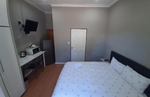 Westdene House | Lux Rooms on 37