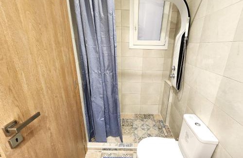 Monastiraki Apartment | Lux Suite Jacuzzi Acropolis byMK