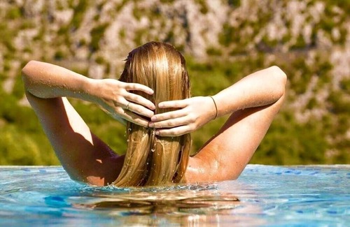 Omis Villa | Lux villa, heated infinity salt water pool, sauna, whirpool, close to the sea.