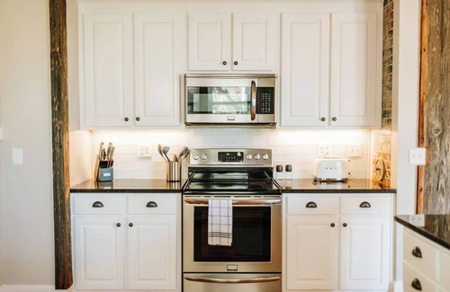 Vidalia Apartment | Luxe 2BR Vidalia Retreat by MHM Luxury Properties