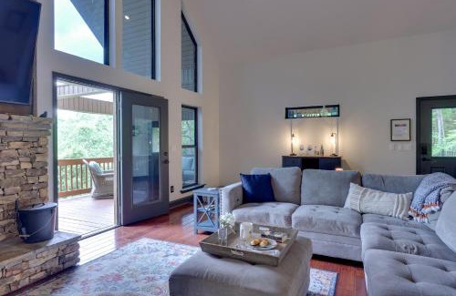 Blairsville House | Luxe Blairsville Cabin with Game Room, Near Hikes