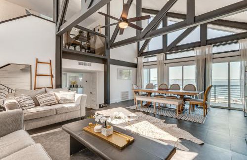 Walden on Lake Conroe House | Luxe Family Gem in Montgomery The Lake House!